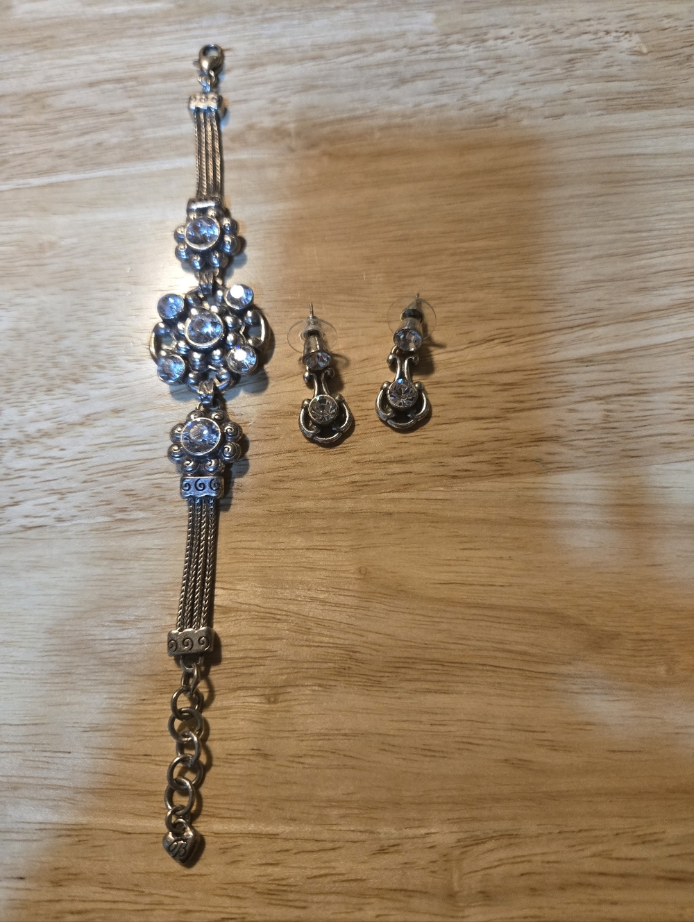 Beautiful Brighton Crystal Bracelet & Earrings Set